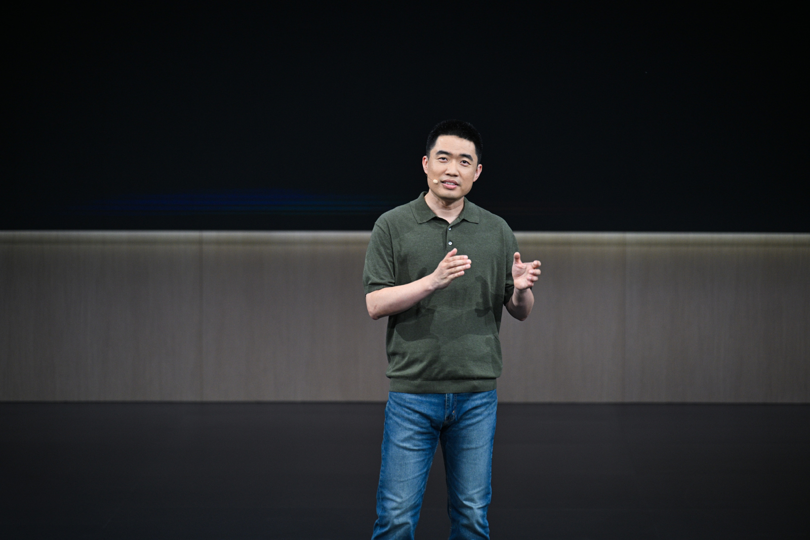 Li Xiang yang berbicara tentang AI, di belakangnya ada jurang?